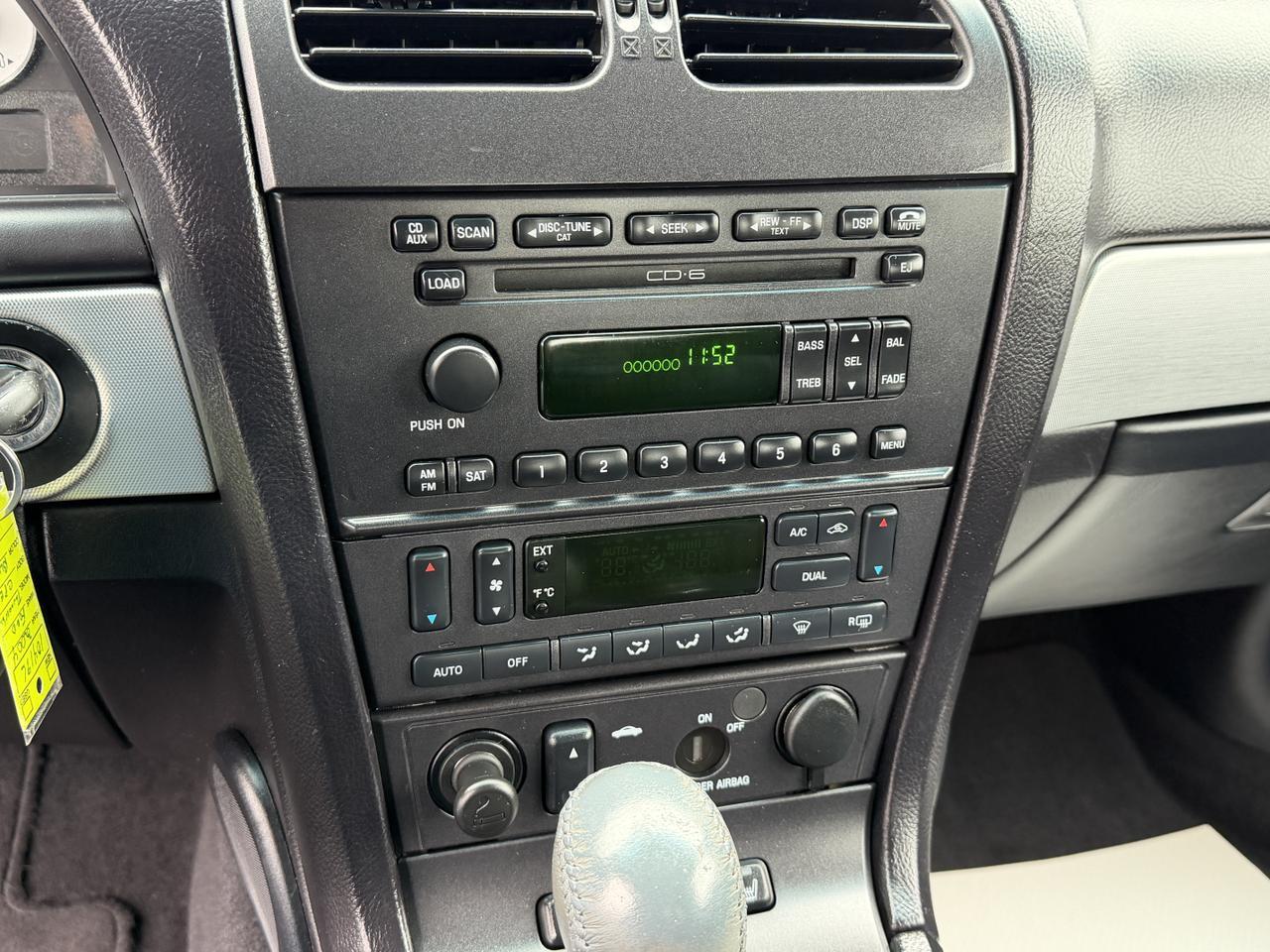 2005 FORD THUNDERBIRD PREMIUM Connellsville PA