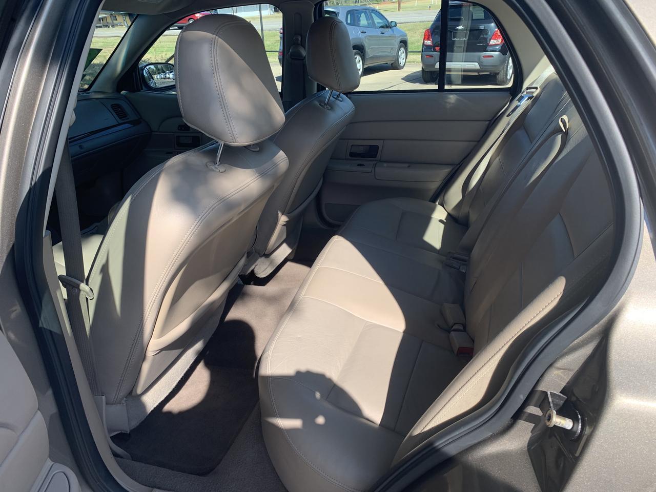 2005 Ford Crown Victoria LX | LX Sport Palestine TX