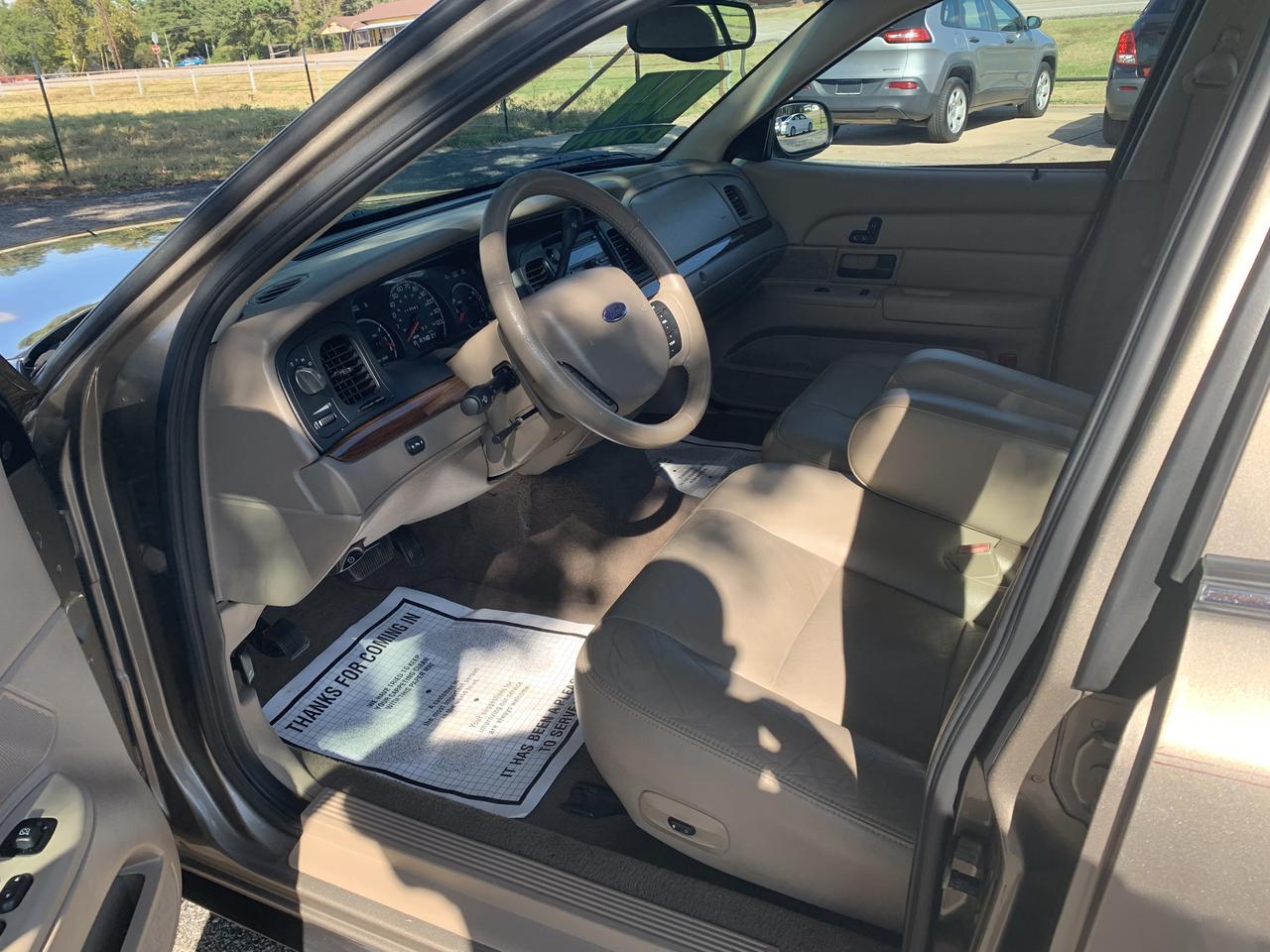 2005 Ford Crown Victoria LX | LX Sport Palestine TX