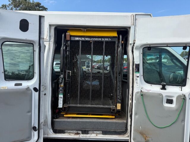 2005 Ford E-350 Super Duty XL | XLT East Islip NY