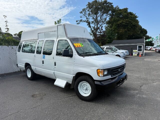 2005 Ford E-350 Super Duty XL | XLT East Islip NY