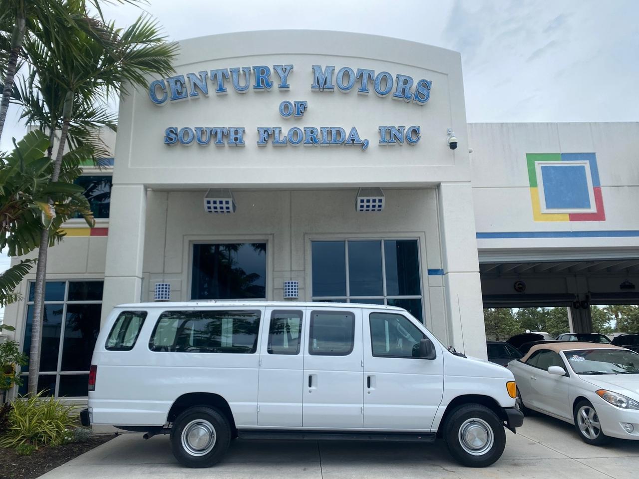 2005 Ford Econoline Wagon 5 PASSENGER XL LOW MILES 49,408 Pompano Beach FL