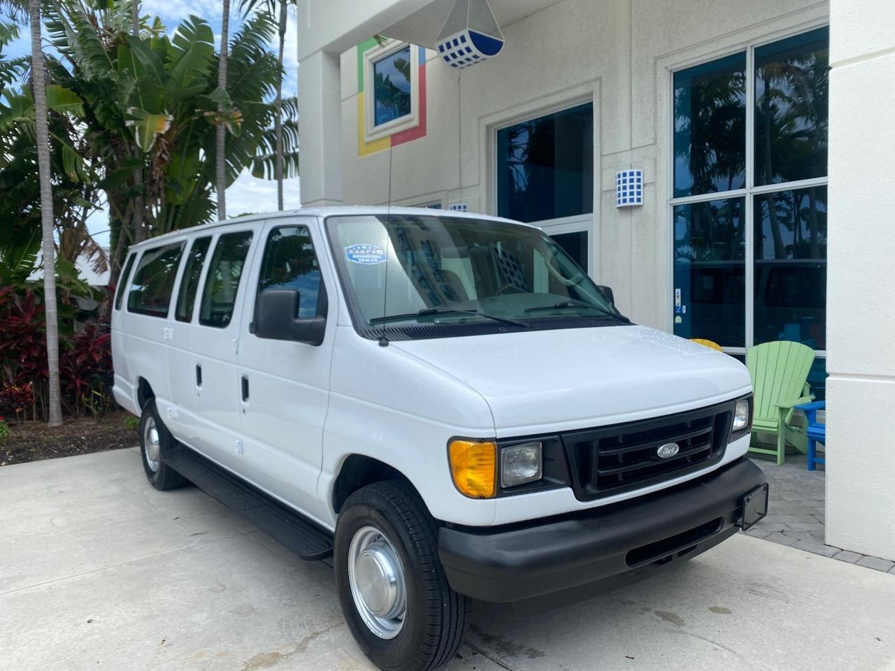 2005 Ford Econoline Wagon 5 PASSENGER XL LOW MILES 49,408 Pompano Beach FL