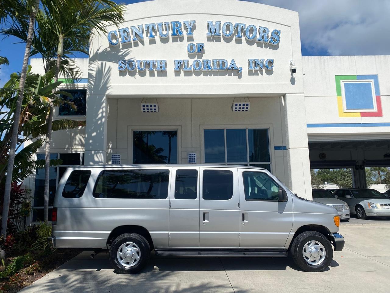 2005 Ford Econoline Wagon XLT E350 15 PASS LOW MILES 64,506 Pompano Beach FL