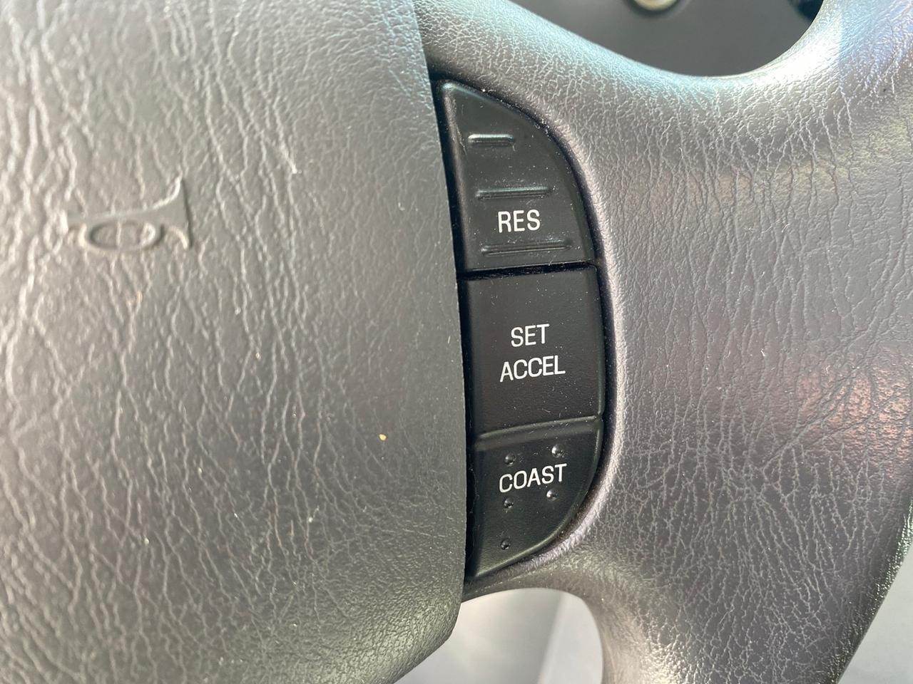 2005 Ford Econoline Wagon XLT E350 15 PASS LOW MILES 64,510 Pompano Beach FL