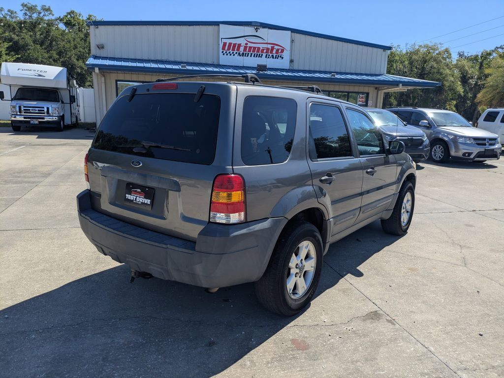 2005 Ford Escape XLT