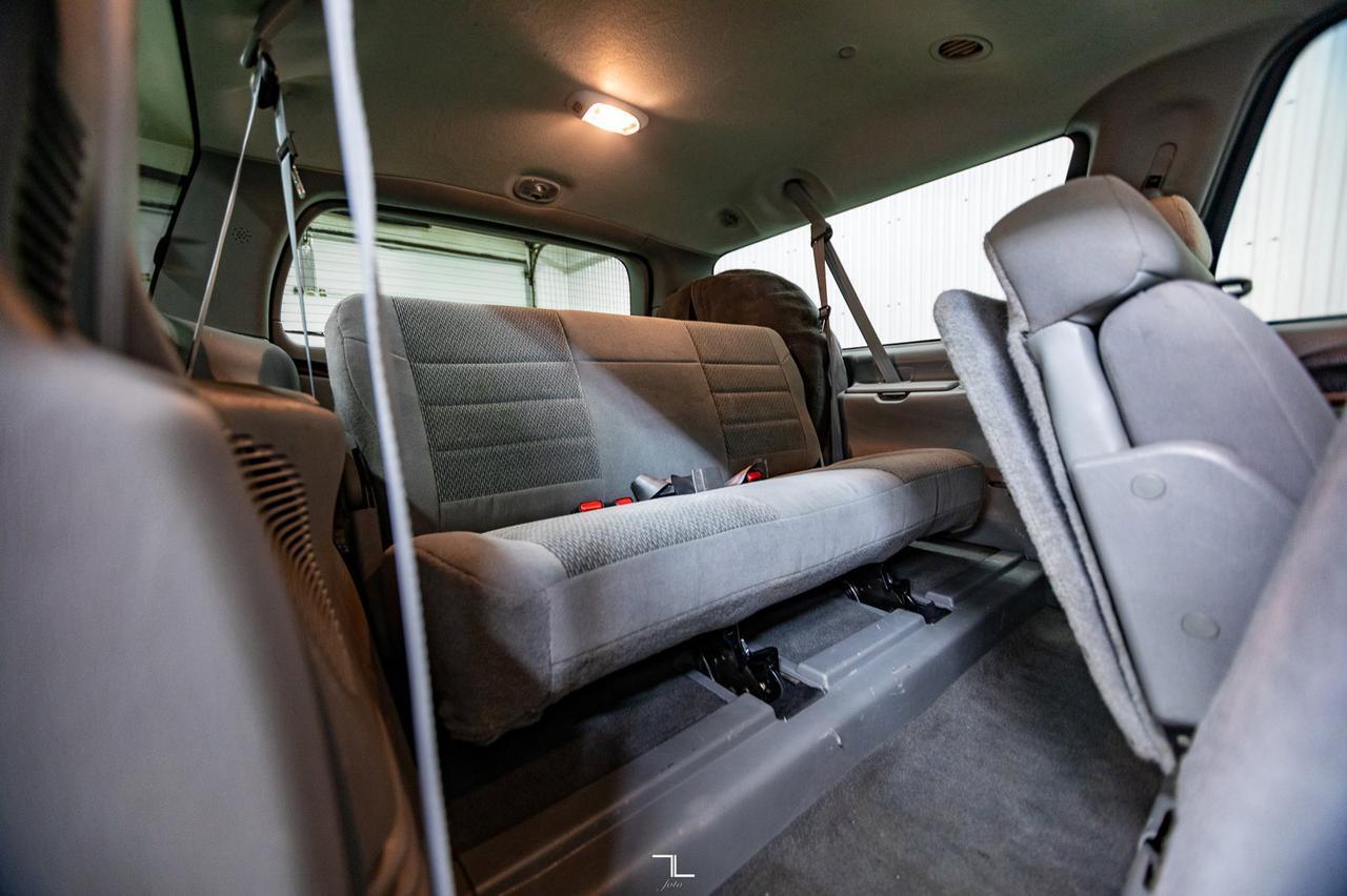 2005 Ford Excursion 4x4 XLT Red Deer AB