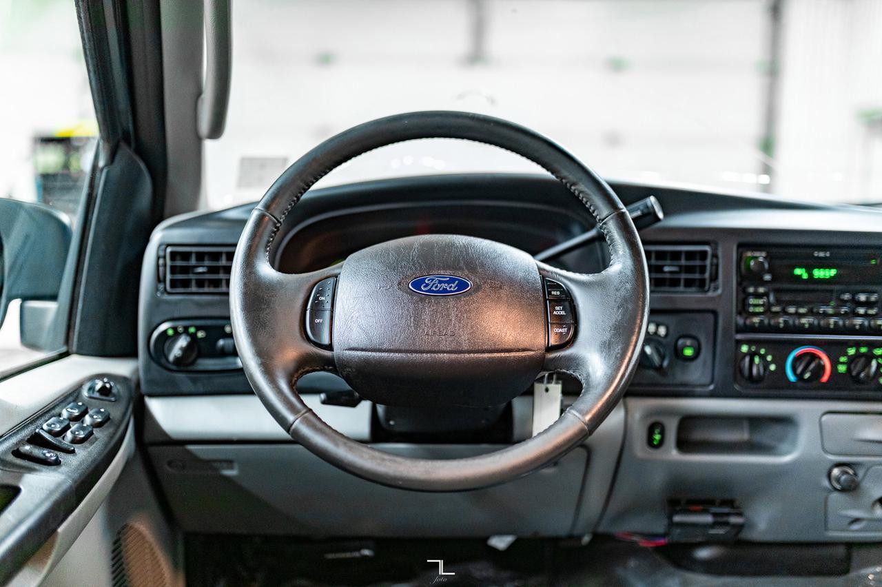 2005 Ford Excursion 4x4 XLT Red Deer AB