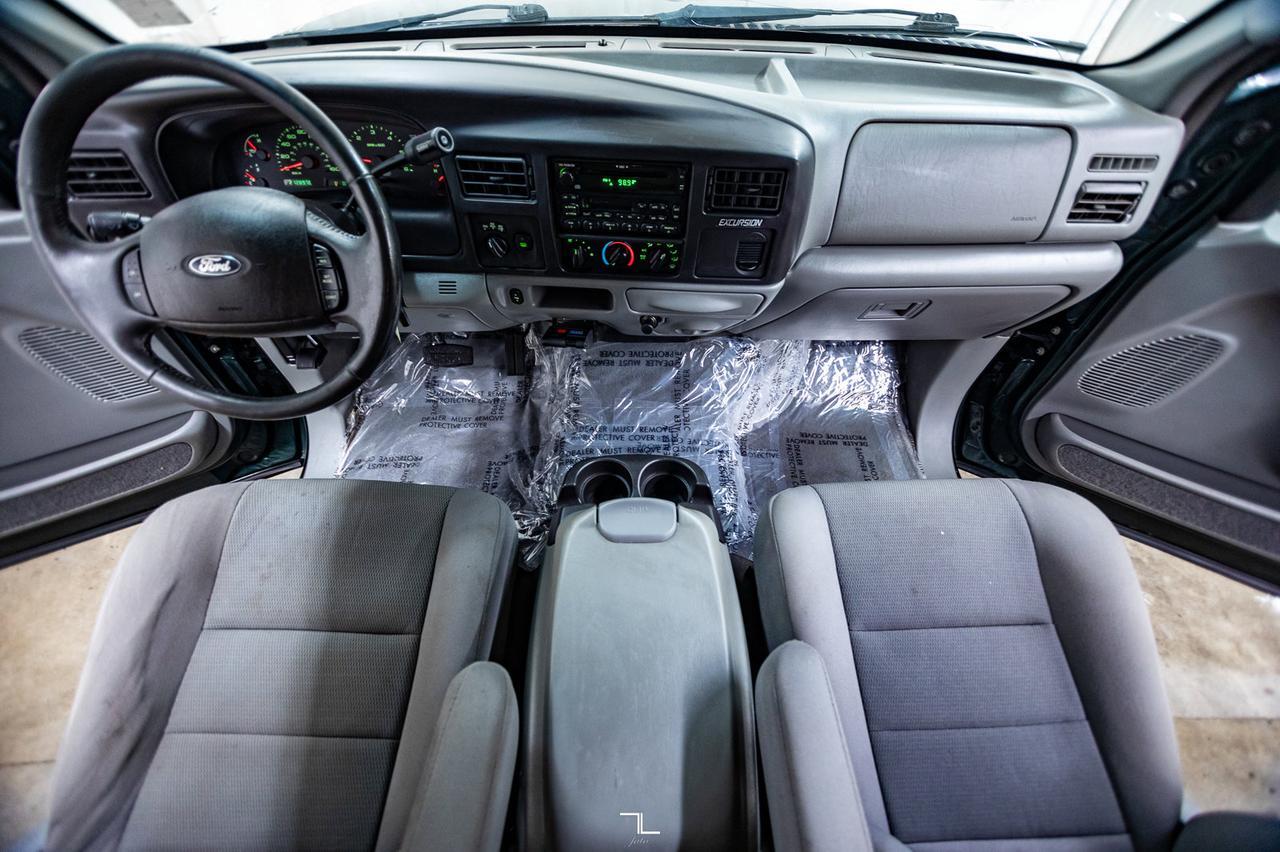 2005 Ford Excursion 4x4 XLT Red Deer AB