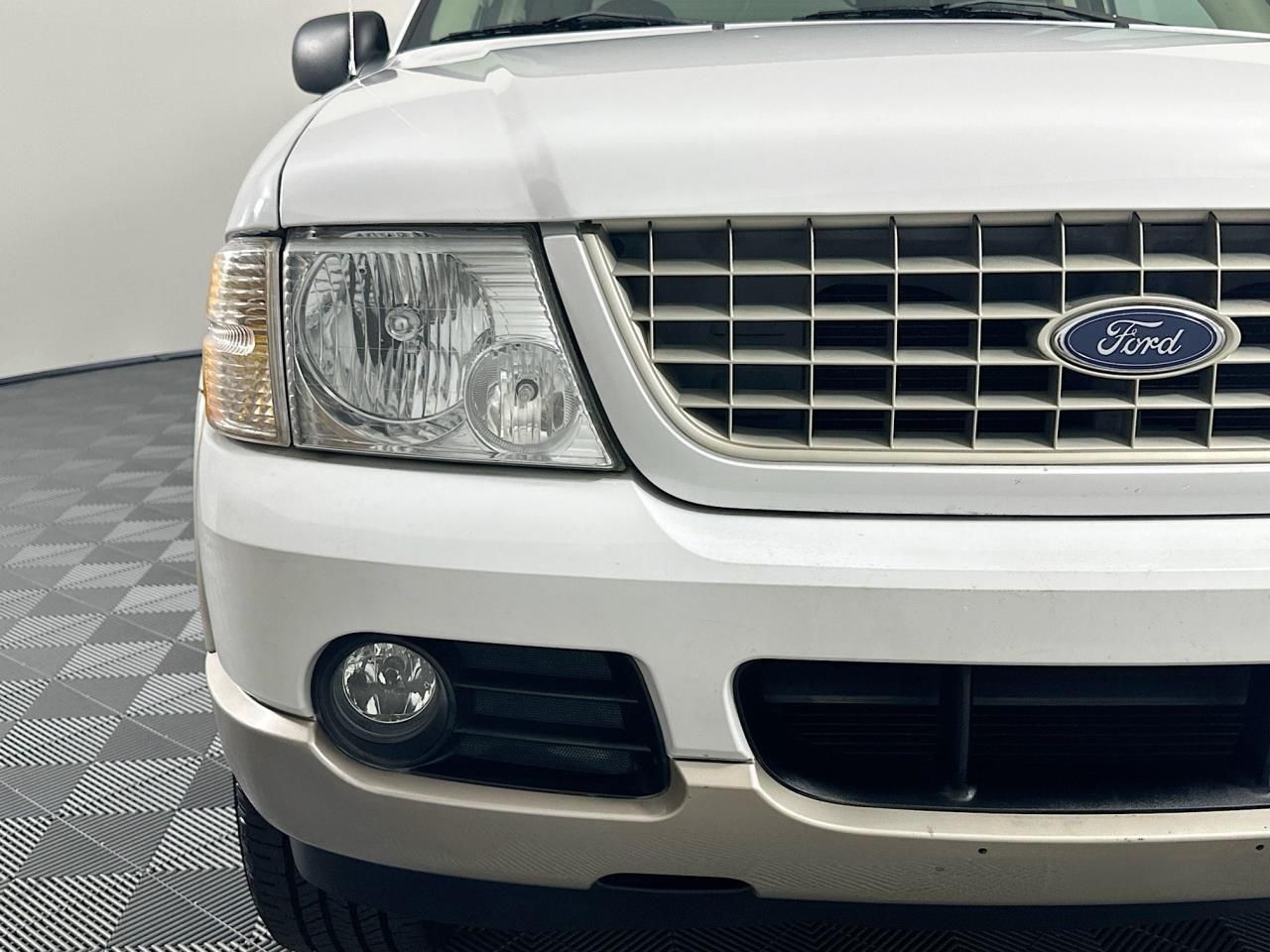 2005 Ford Explorer Eddie Bauer Tacoma WA