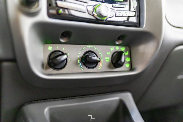 2005 Ford Explorer Sport Trac 4x4 XLT Sport Leather Roof Red Deer AB