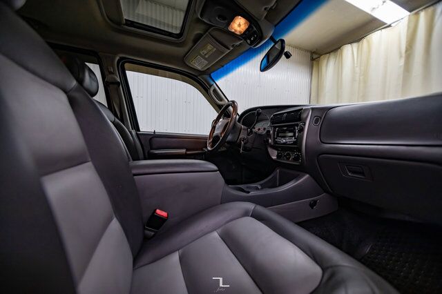 2005 Ford Explorer Sport Trac 4x4 XLT Sport Leather Roof Red Deer AB