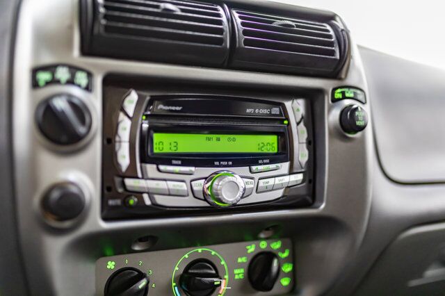 2005 Ford Explorer Sport Trac 4x4 XLT Sport Leather Roof Red Deer AB