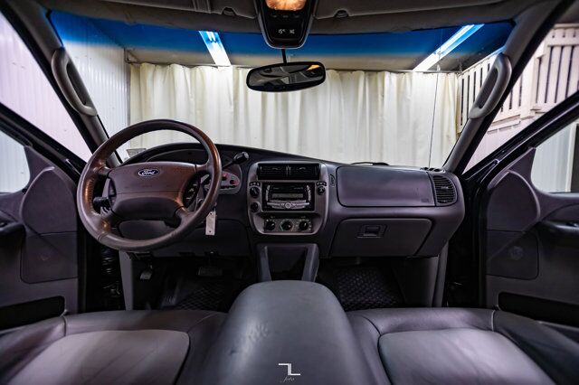 2005 Ford Explorer Sport Trac 4x4 XLT Sport Leather Roof Red Deer AB