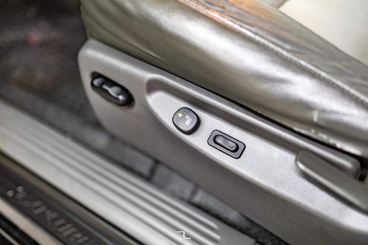 2005 Ford Explorer Sport Trac 4x4 XLT XLT Sport Leather Roof Red Deer AB