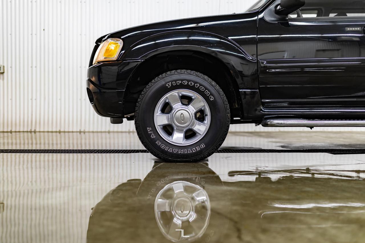 2005 Ford Explorer Sport Trac 4x4 XLT XLT Sport Leather Roof Red Deer AB