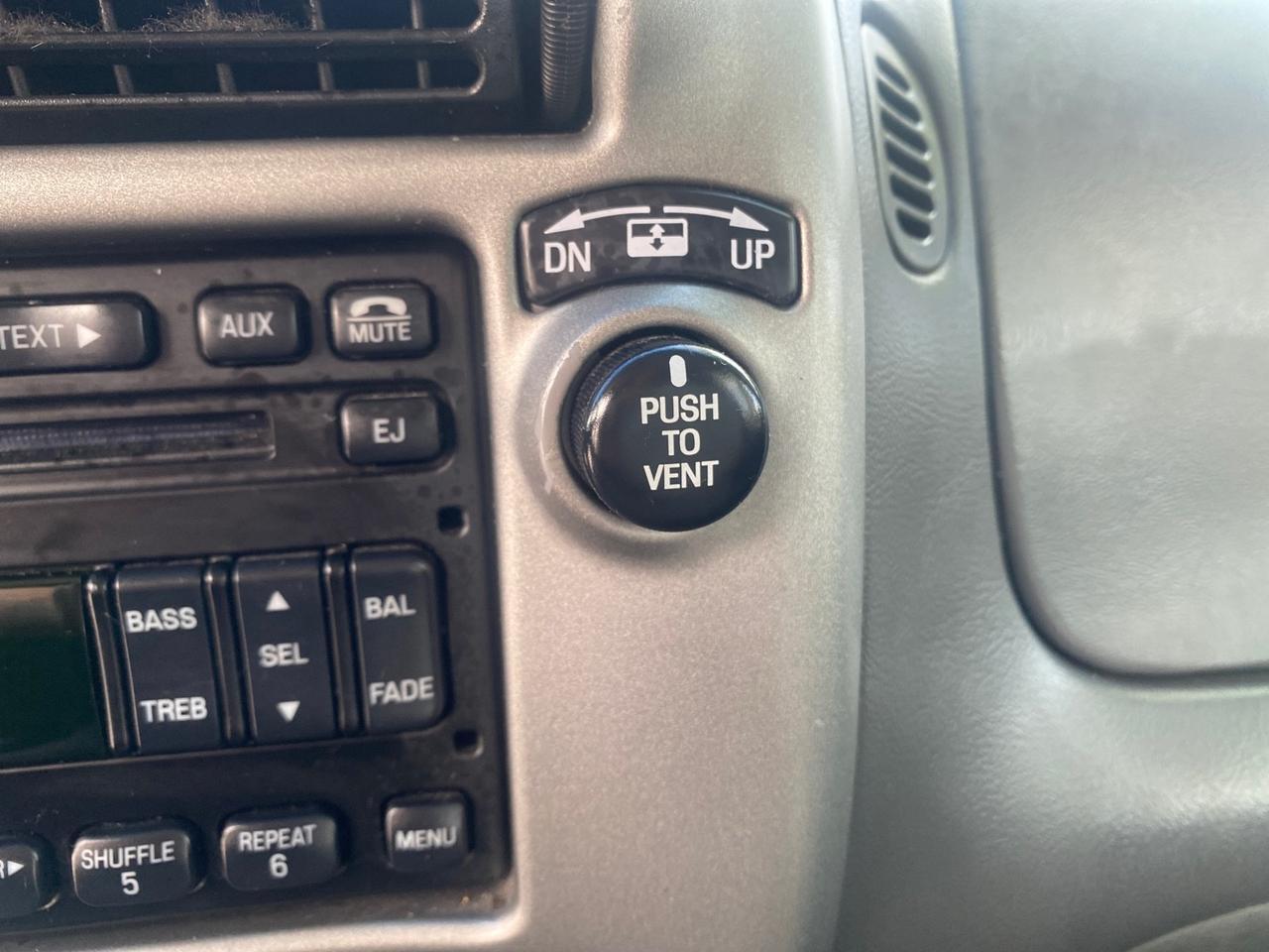 2005 Ford Explorer Sport Trac PU XLS LOW MILES 72,457 Pompano Beach FL