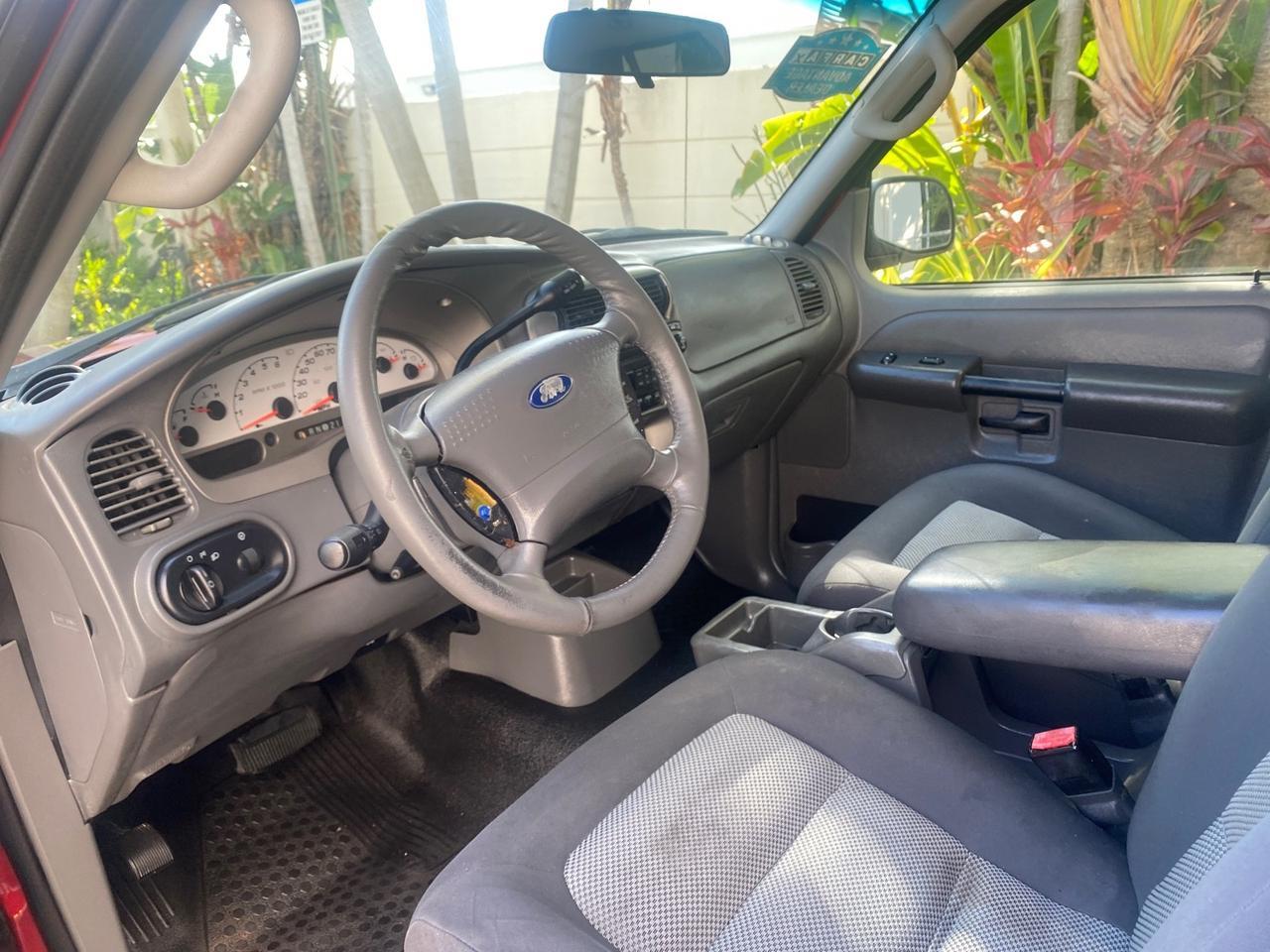 2005 Ford Explorer Sport Trac PU XLS LOW MILES 72,457 Pompano Beach FL