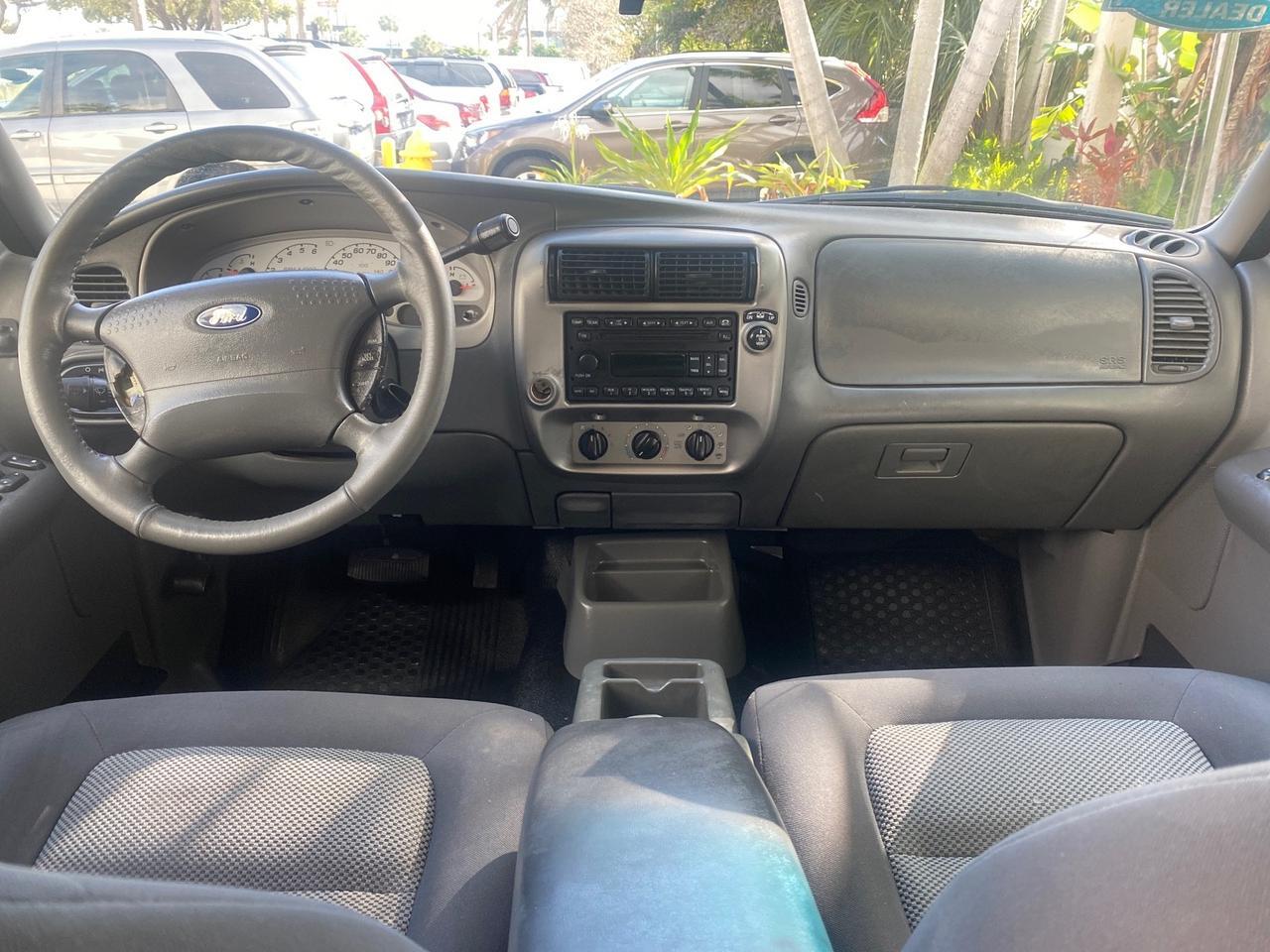 2005 Ford Explorer Sport Trac PU XLS LOW MILES 72,457 Pompano Beach FL