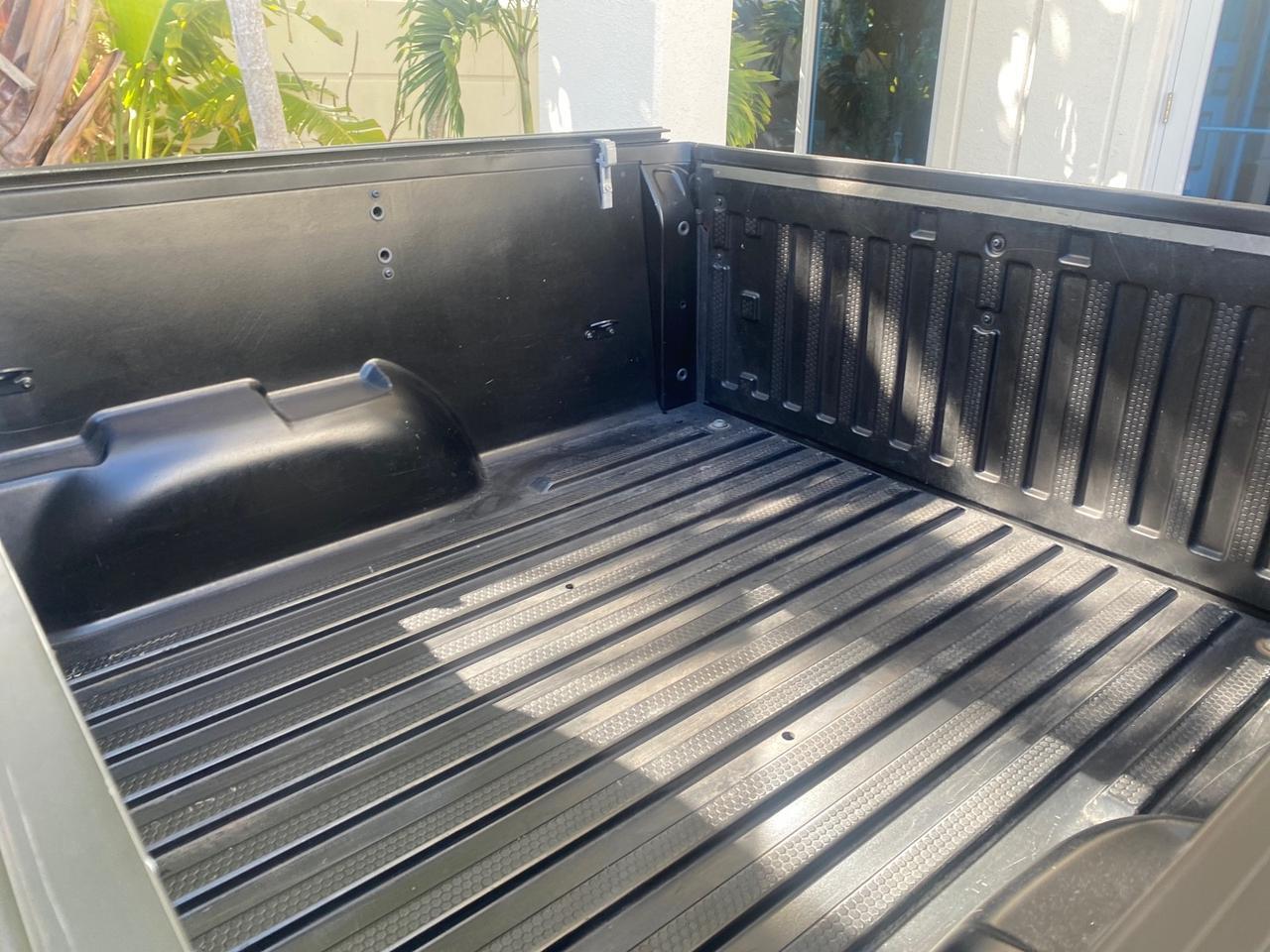 2005 Ford Explorer Sport Trac PU XLS LOW MILES 72,457 Pompano Beach FL