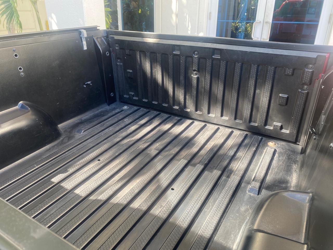 2005 Ford Explorer Sport Trac PU XLS LOW MILES 72,457 Pompano Beach FL