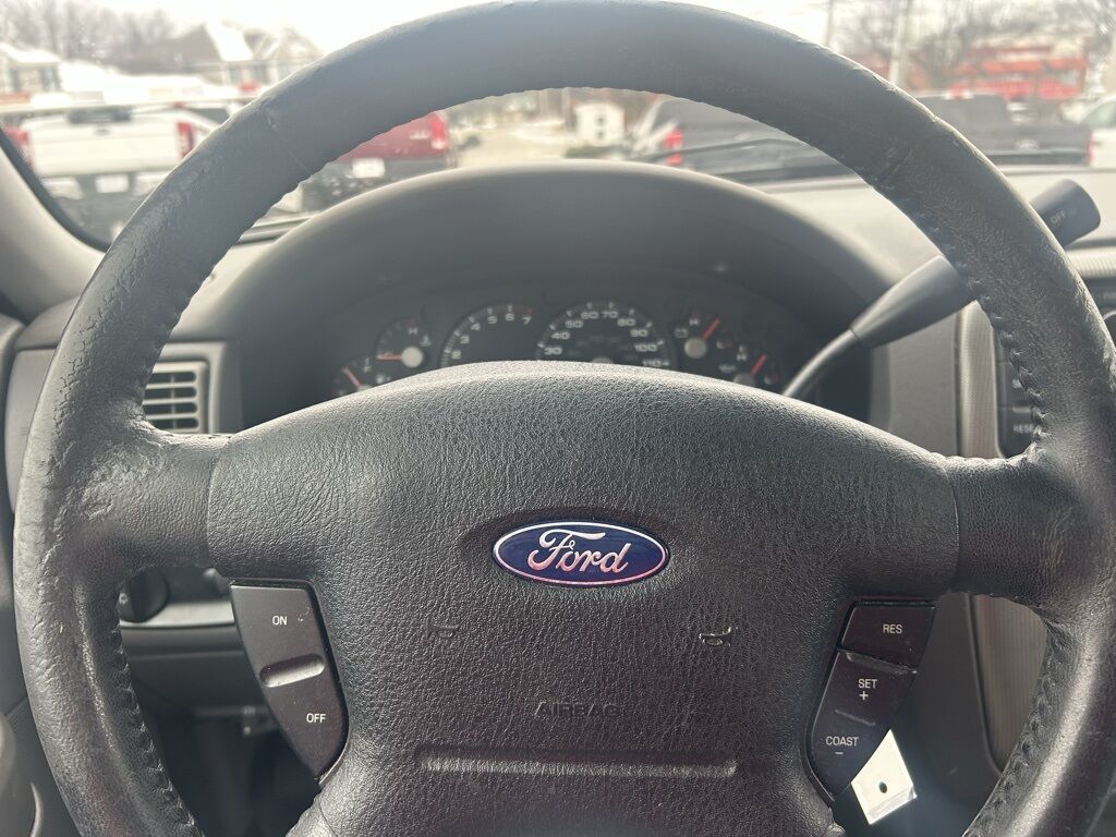 2005 Ford Explorer XLT Crestwood KY