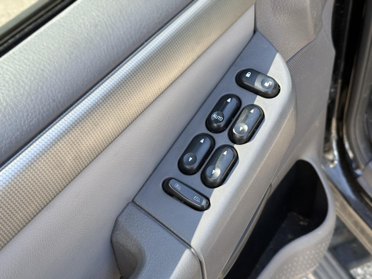 2005 Ford Explorer XLT Crestwood KY