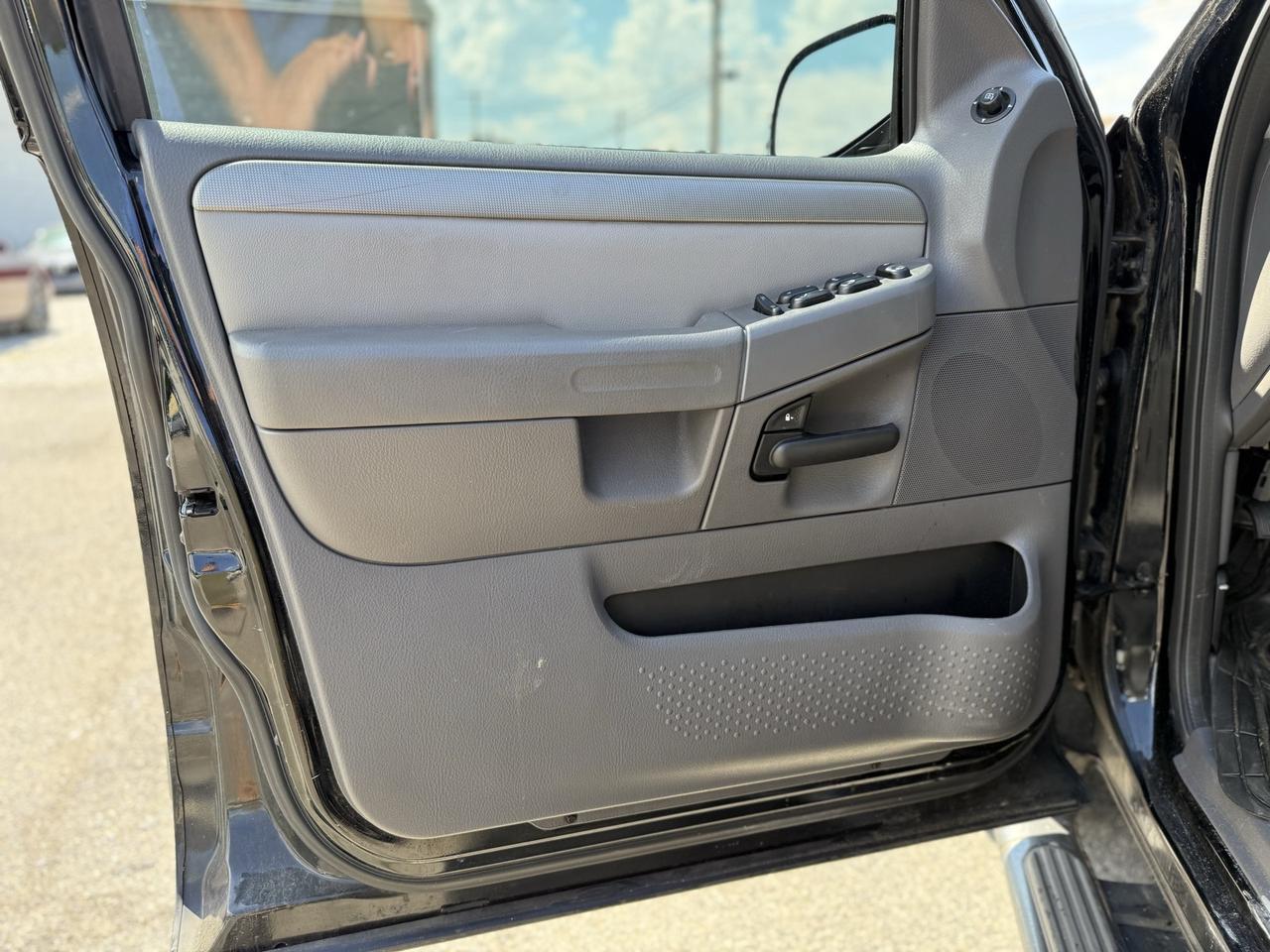 2005 Ford Explorer XLT Crestwood KY