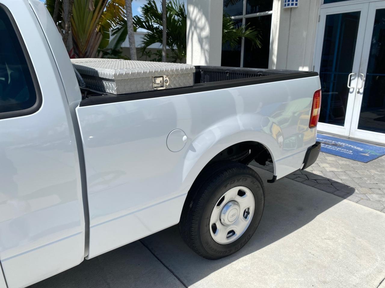 2005 Ford F-150 PU STX LOW MILES 18,931 Pompano Beach FL