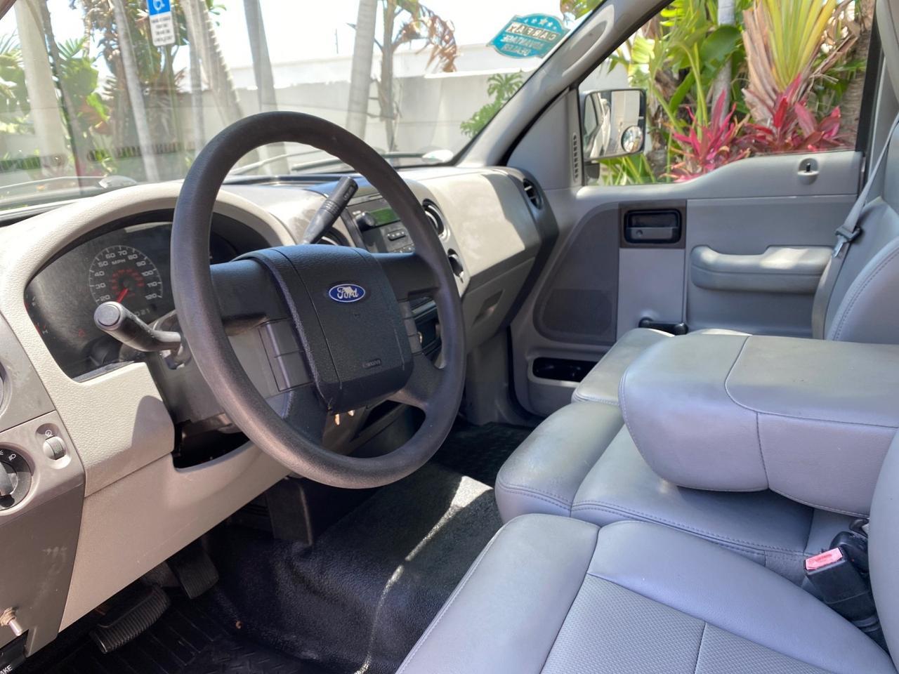 2005 Ford F-150 PU STX LOW MILES 18,931 Pompano Beach FL