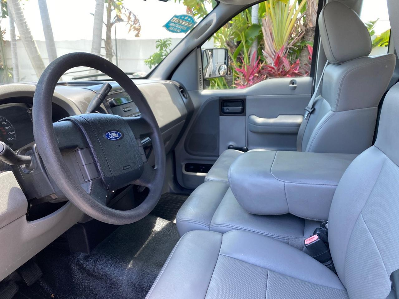 2005 Ford F-150 PU STX LOW MILES 18,931 Pompano Beach FL