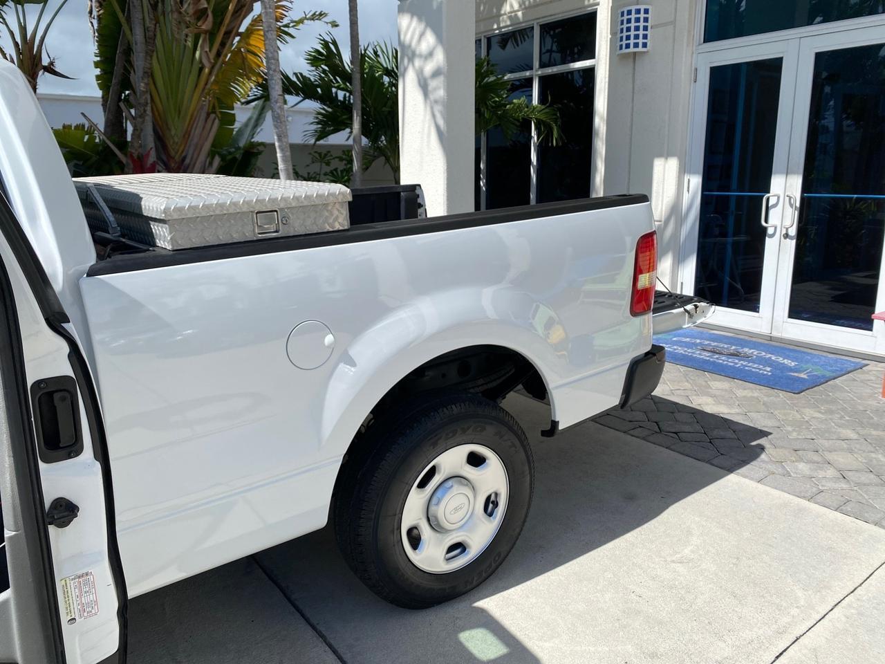 2005 Ford F-150 PU STX LOW MILES 18,931 Pompano Beach FL