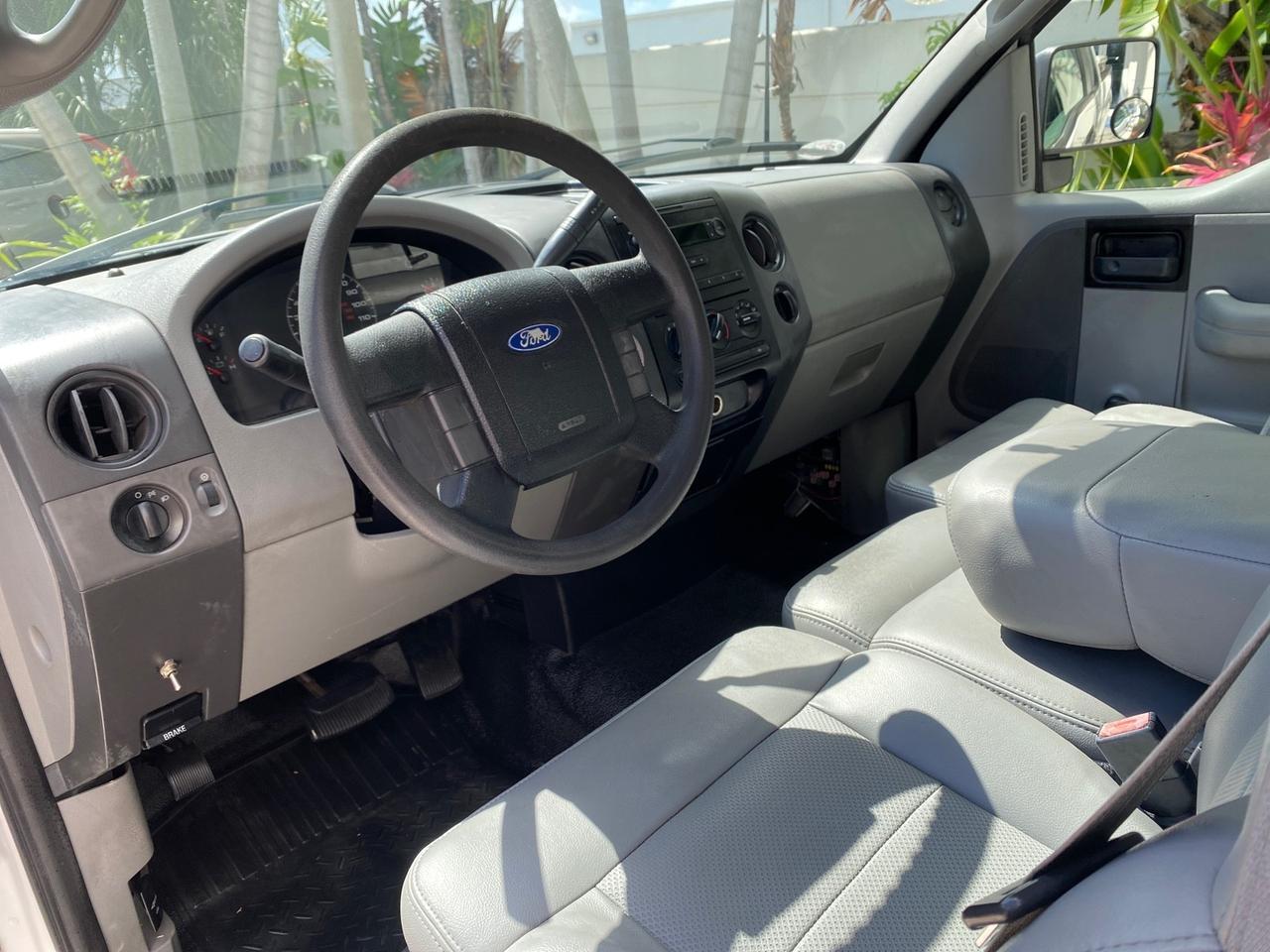 2005 Ford F-150 PU STX LOW MILES 18,931 Pompano Beach FL