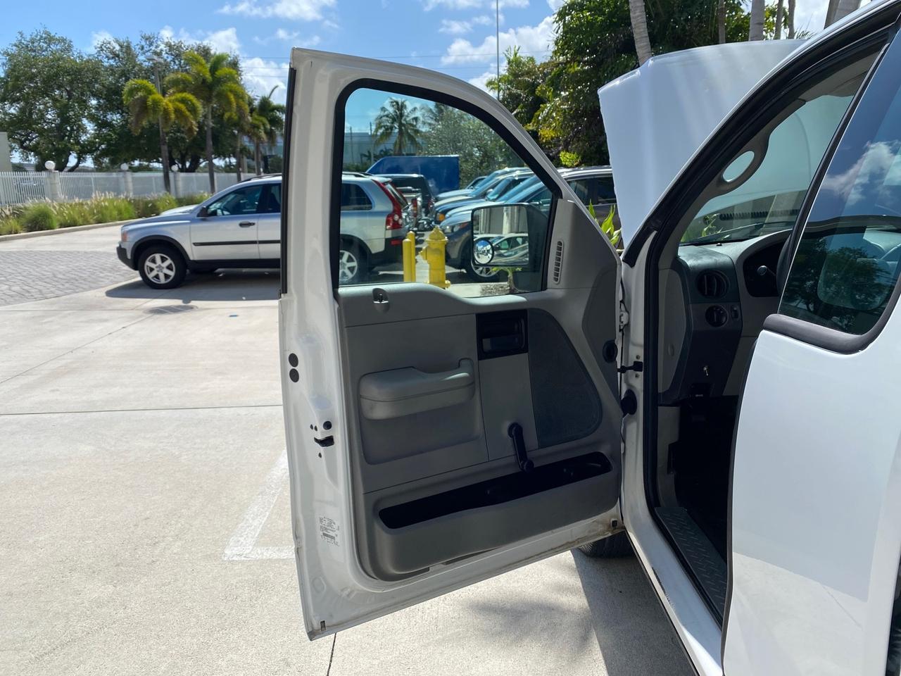 2005 Ford F-150 PU STX LOW MILES 18,931 Pompano Beach FL