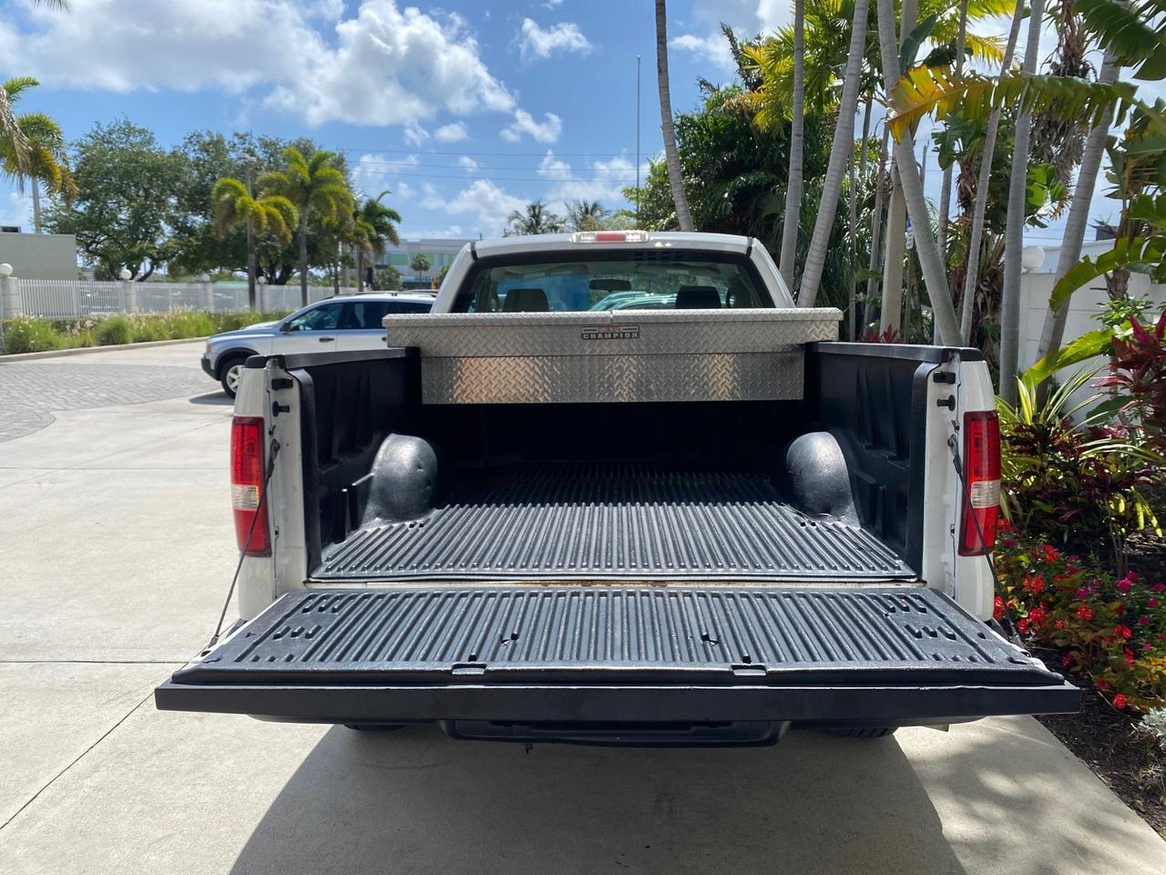 2005 Ford F-150 PU STX LOW MILES 18,931 Pompano Beach FL