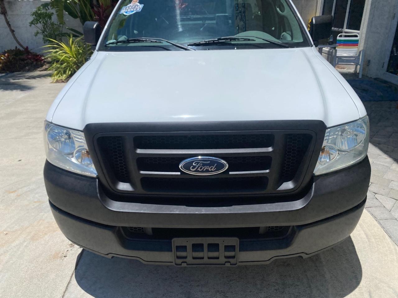 2005 Ford F-150 XL 1 OWNER LOW MILES 23,679 Pompano Beach FL