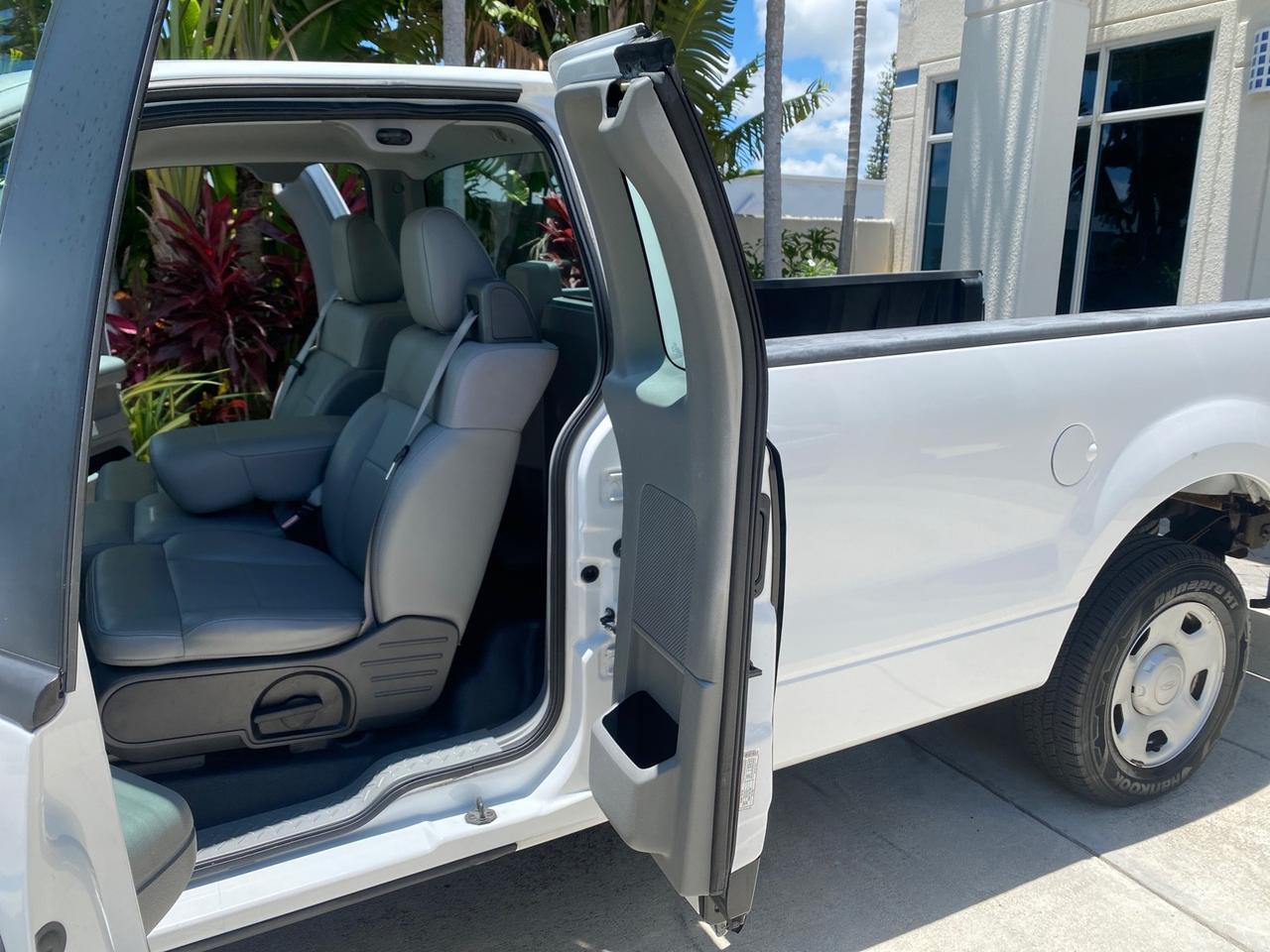 2005 Ford F-150 XL 1 OWNER LOW MILES 23,679 Pompano Beach FL