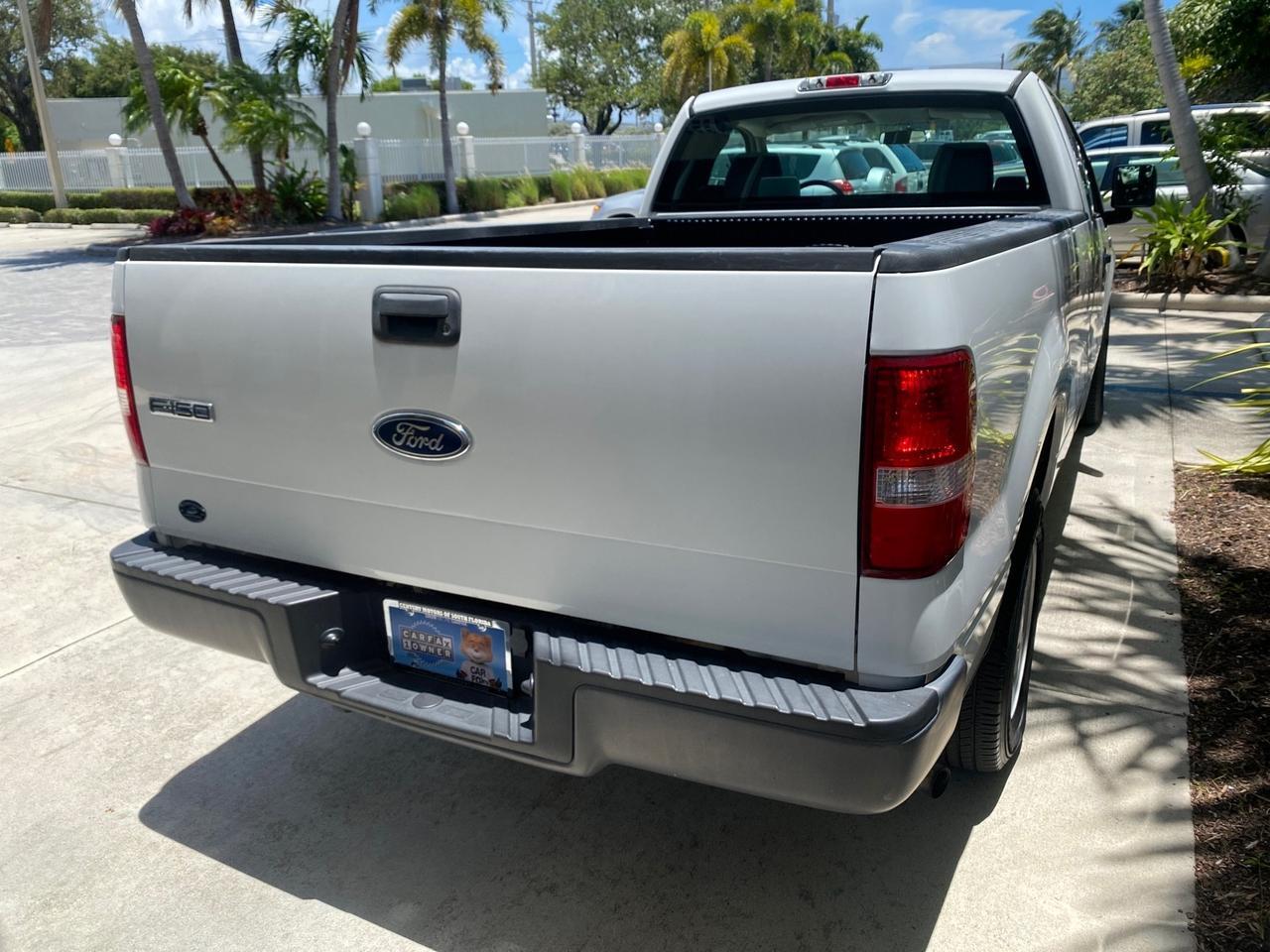 2005 Ford F-150 XL 1 OWNER LOW MILES 23,679 Pompano Beach FL