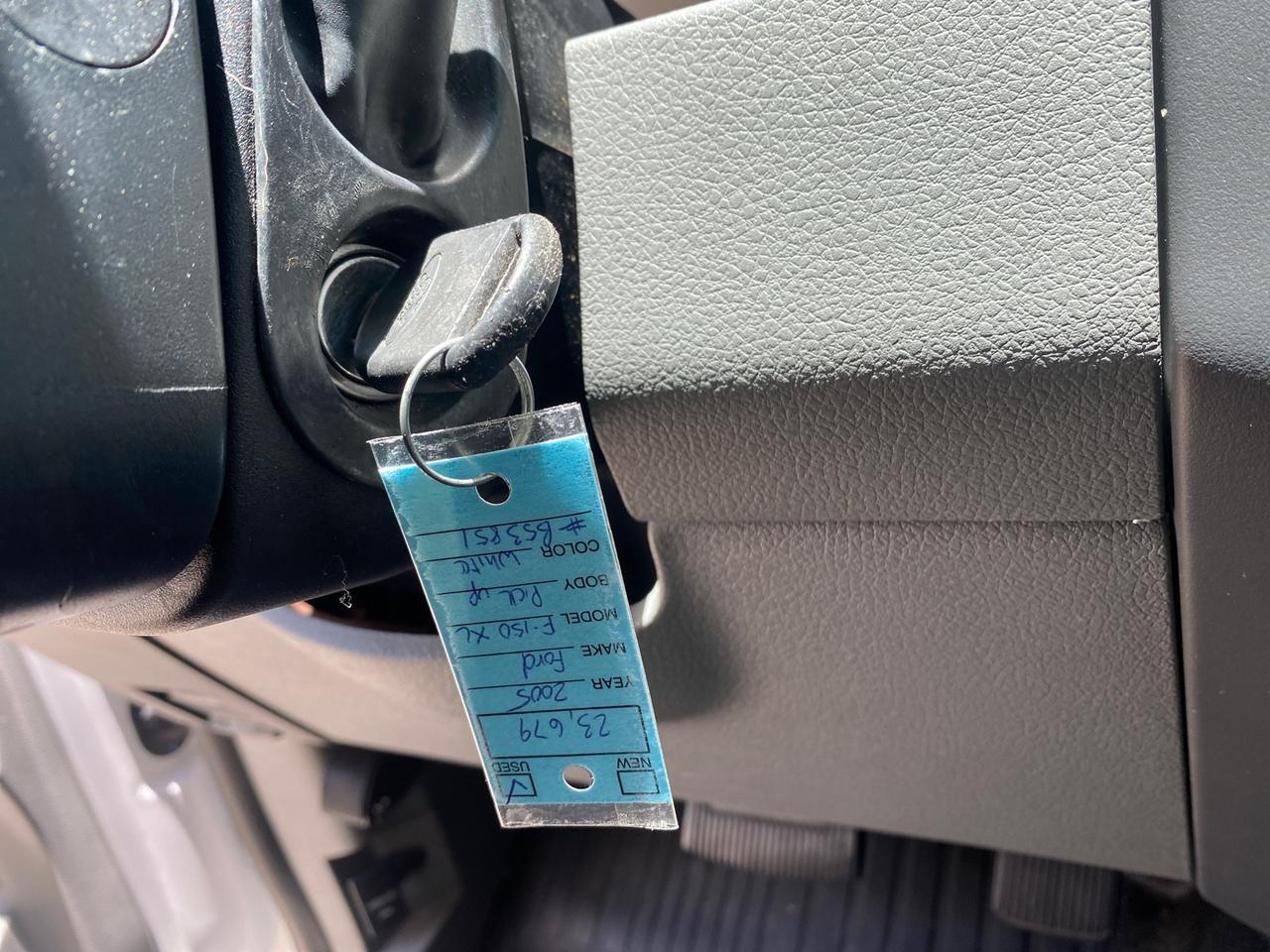 2005 Ford F-150 XL 1 OWNER LOW MILES 23,679 Pompano Beach FL