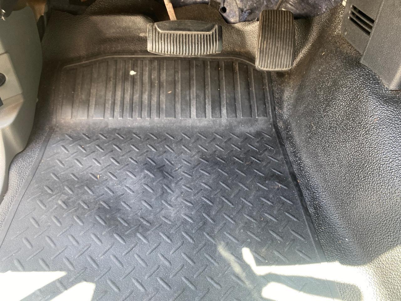 2005 Ford F-150 XL 1 OWNER LOW MILES 23,679 Pompano Beach FL