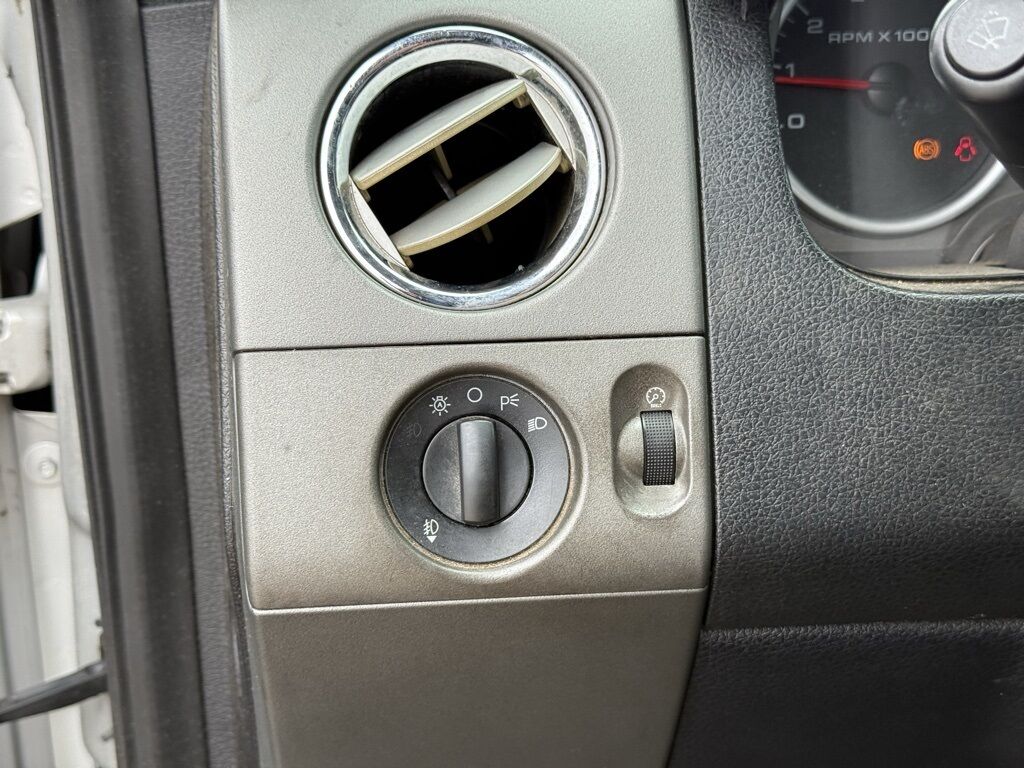 2005 Ford F-150 XL Crestwood KY