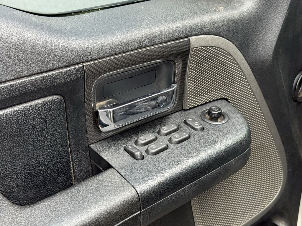 2005 Ford F-150 XL Crestwood KY