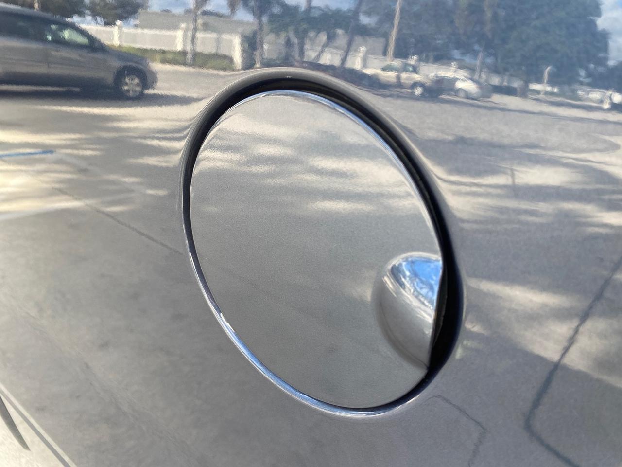 2005 Ford F-150 XL LOW MILES 27,620 1 OWNER FL Pompano Beach FL