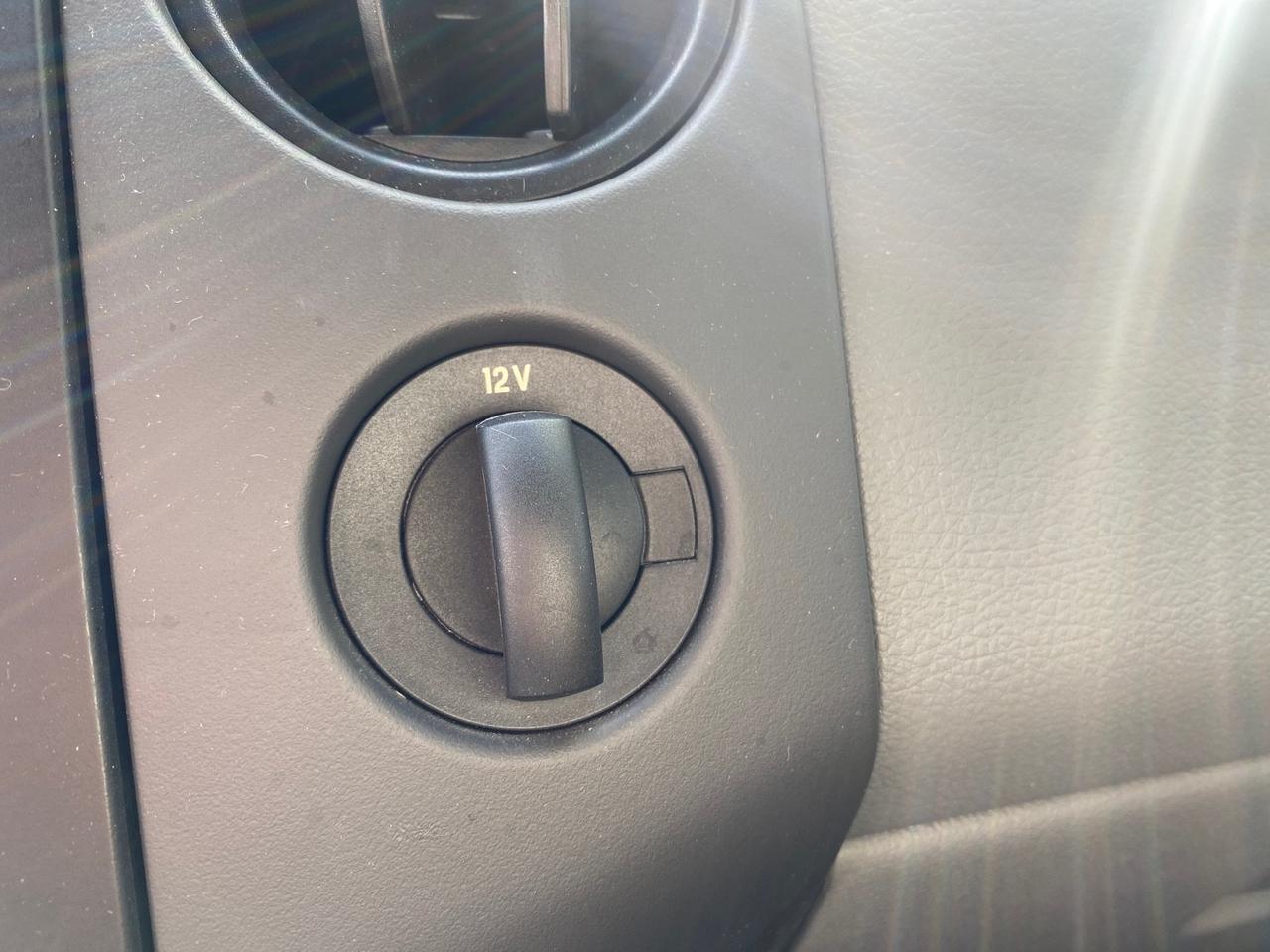 2005 Ford F-150 XL LOW MILES 27,620 1 OWNER FL Pompano Beach FL