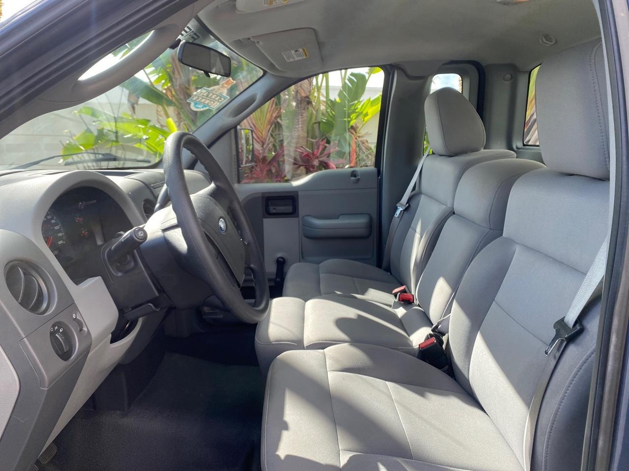 2005 Ford F-150 XL LOW MILES 27,620 1 OWNER FL Pompano Beach FL