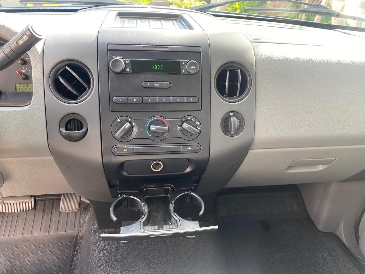 2005 Ford F-150 XL LOW MILES 27,620 1 OWNER FL Pompano Beach FL