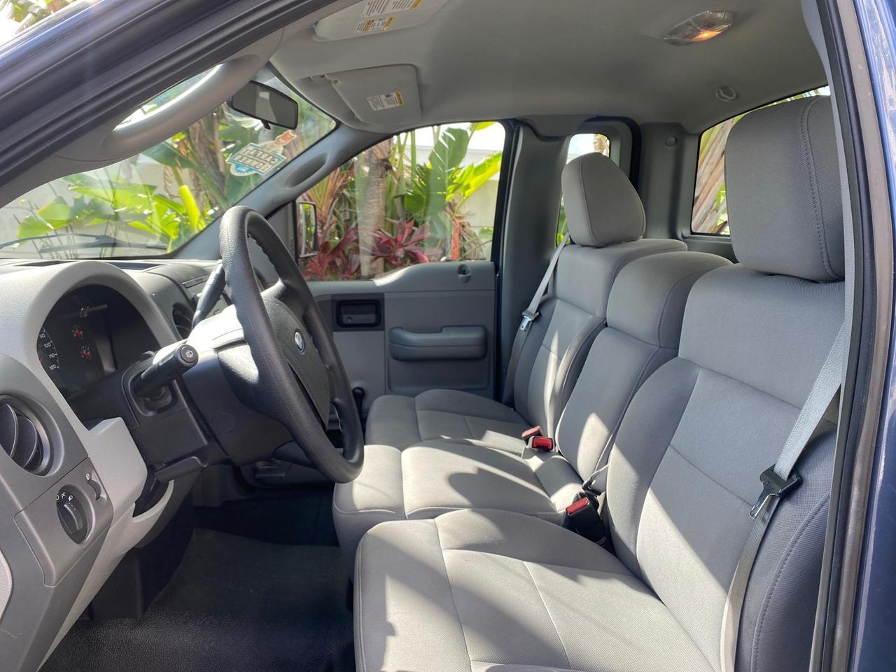 2005 Ford F-150 XL LOW MILES 27,620 1 OWNER FL Pompano Beach FL