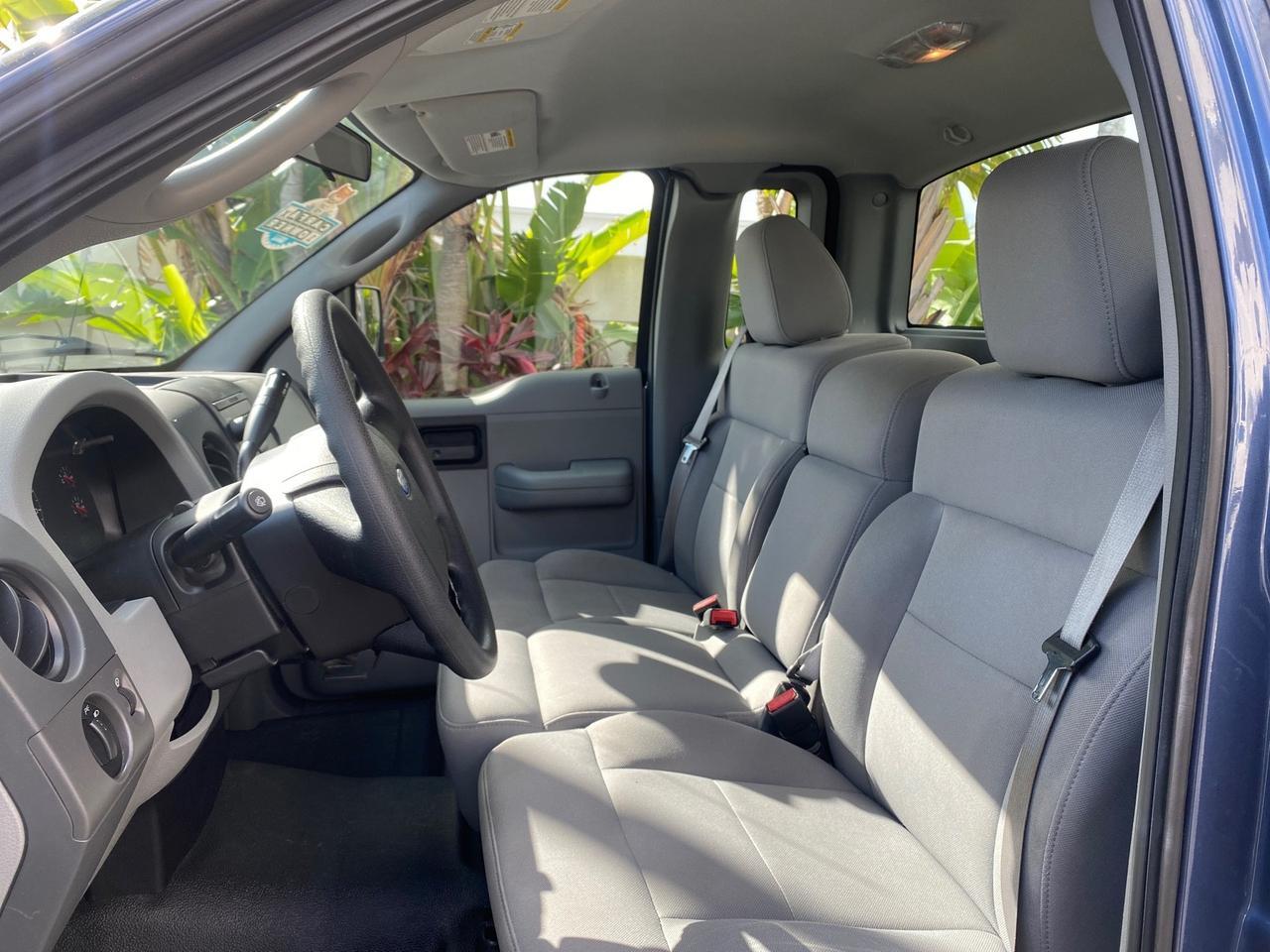 2005 Ford F-150 XL LOW MILES 27,620 1 OWNER FL Pompano Beach FL