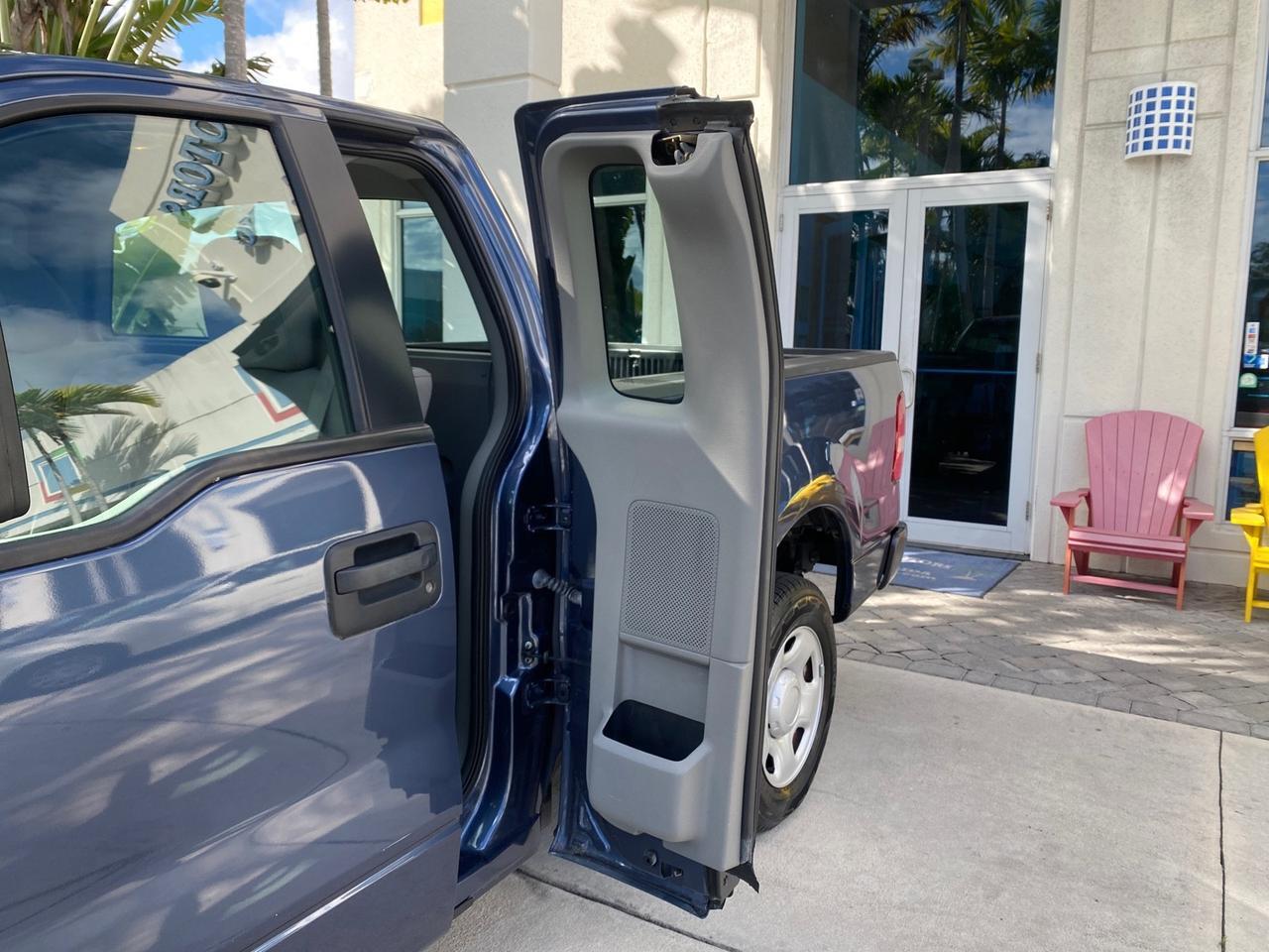2005 Ford F-150 XL LOW MILES 27,620 1 OWNER FL Pompano Beach FL