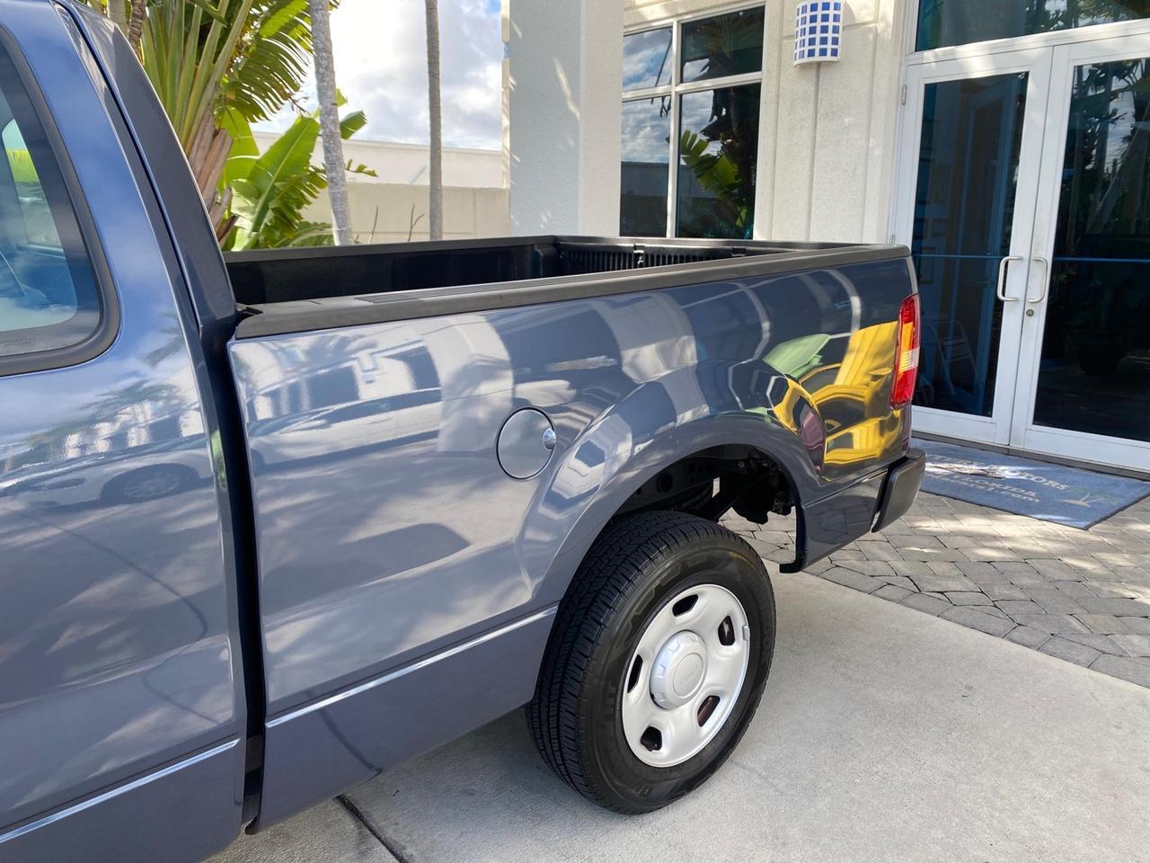 2005 Ford F-150 XL LOW MILES 27,620 1 OWNER FL Pompano Beach FL